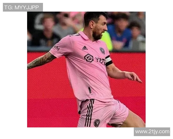 外国足球明星的腹肌秘密揭秘运动与饮食的完美结合