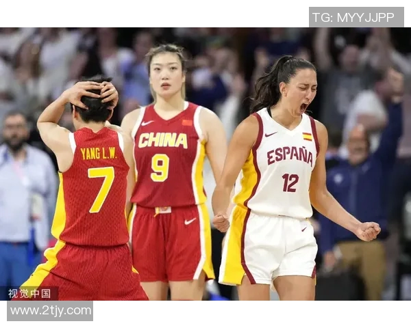 沈阳女篮与河南女篮激战正酣谁能在赛场上笑到最后